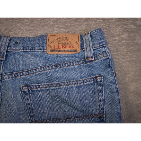 LL Bean Jeans Men's 33X31 (Tag 33X32) Blue Classic Fit - Picture 13 of 15